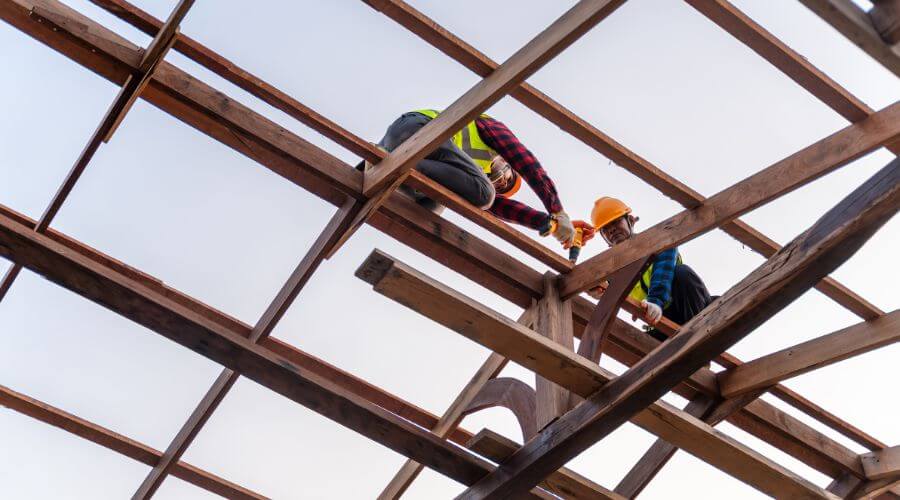 Professional gutter cleaning services in Waveland, MS